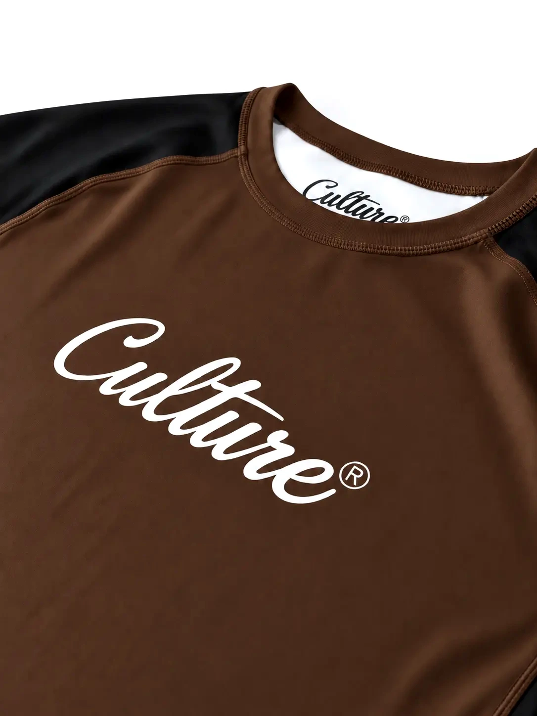 Culture Core Rash Guard M/C — Marrom — foto 3